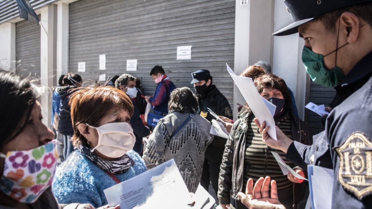 Las personas que tenían turno deberán esperar un nuevo llamado 