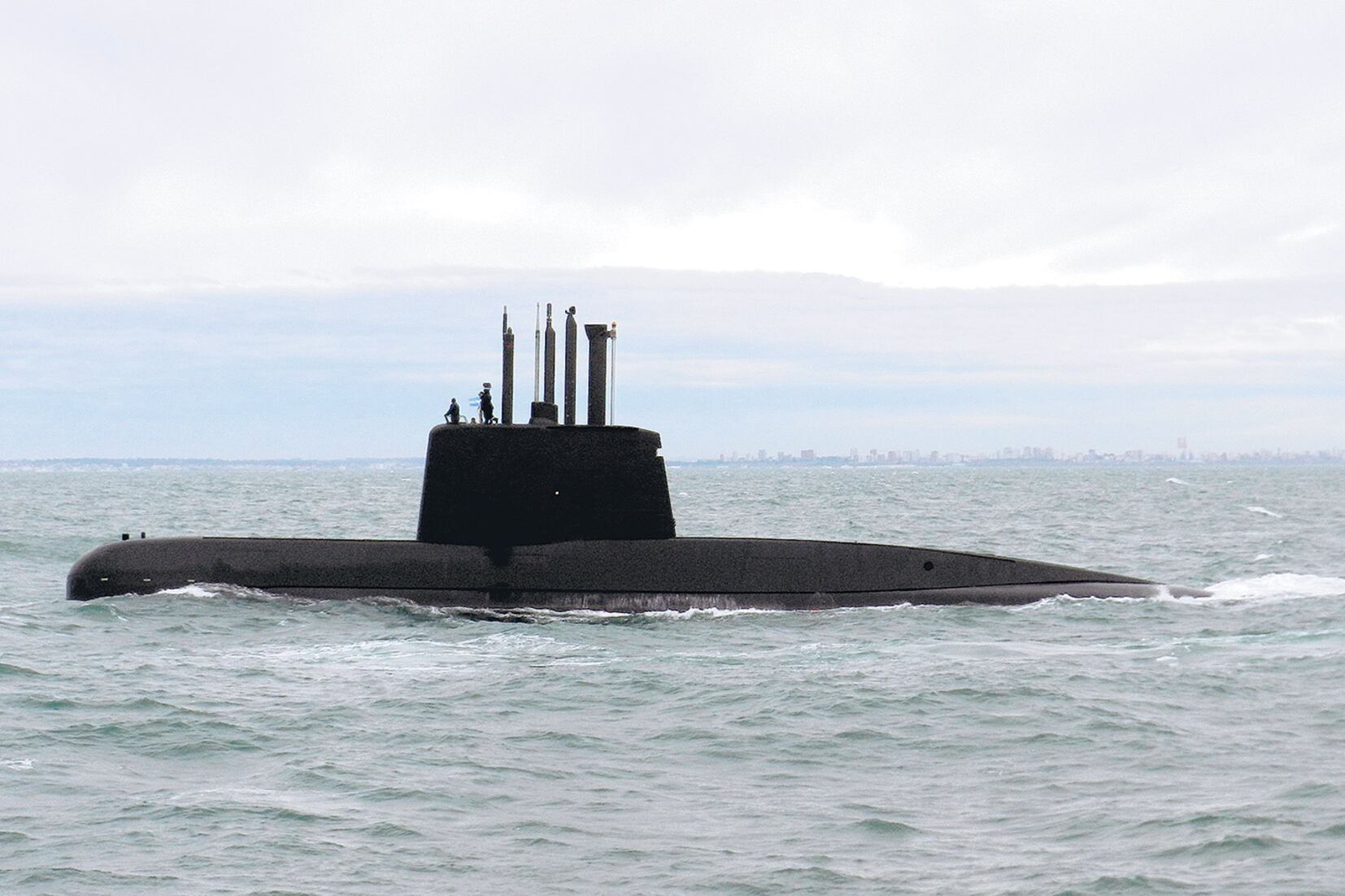 El submarino ARA San Juan está diseñado para no ser percibido bajo el agua.