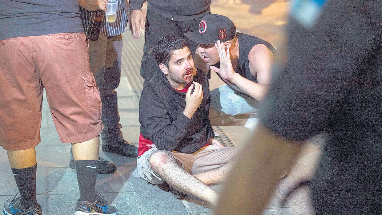 Los hinchas hicieron de las suyas en Barra de Tijuca.