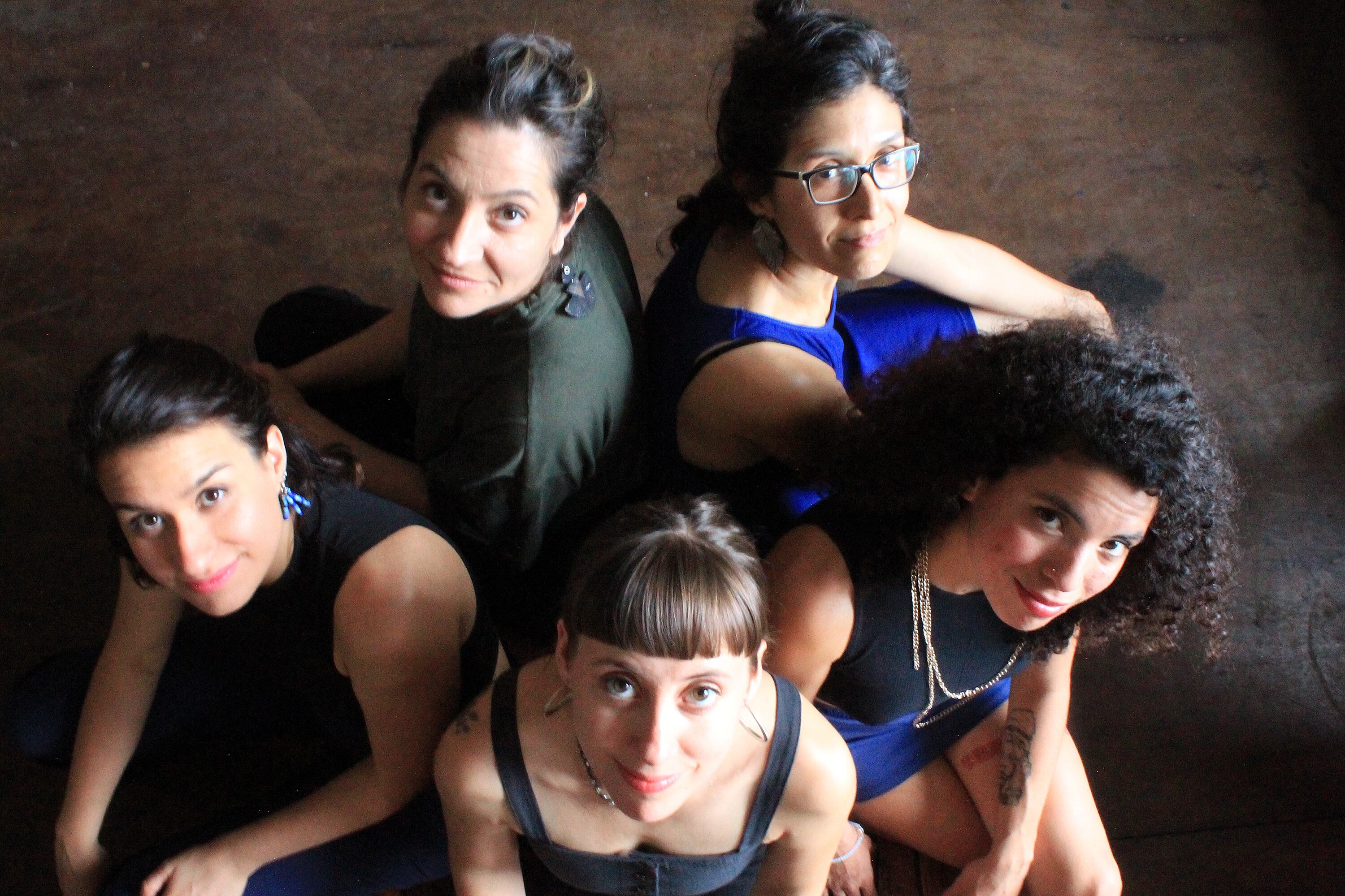 "La música nos mantiene vivas”.