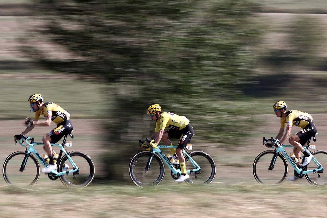 Primoz Roglic mantiene el maillot amarillo a falta de la contrarreloj de la última etapa.