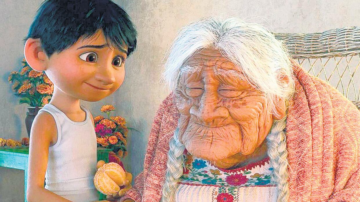 “Quería que Coco fuera muy, muy vieja, pero de una manera creíble. Que su rostro fuera como un mapa de carretera de su vida.”