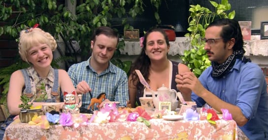 Los Rusos Hijos de Puta presentarán “Nos vamos a morir de hacer estrategias de amor” mañana en el ciclo Sesiones.