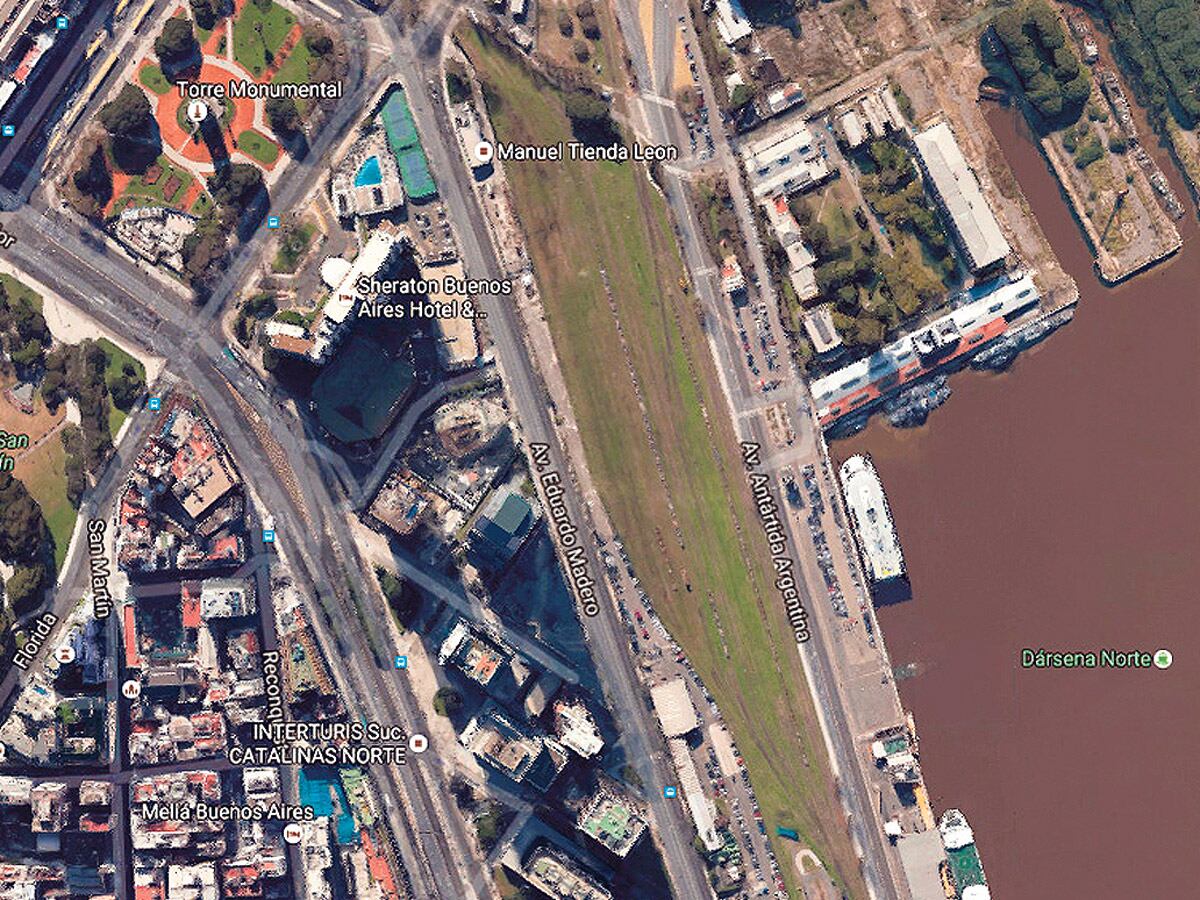 El predio que Macri le cederá a la Ciudad está ubicado cerca de las torres de Catalinas Norte.