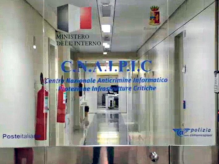 La unidad de cibercrimen de la policía italiana trabajó en el caso con colegas del FBI estadounidense.