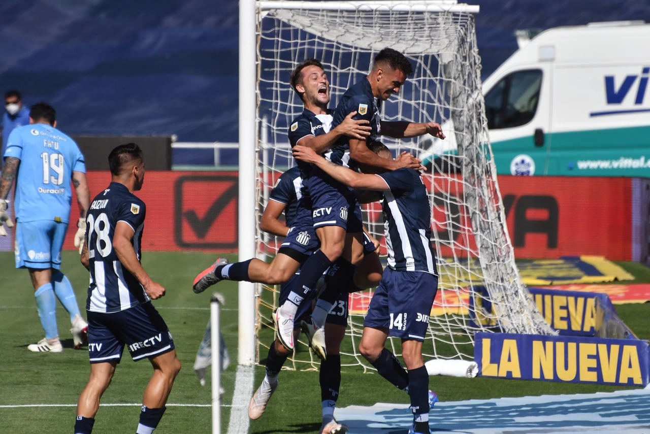 Talleres goleó y se ilusiona con pelear el título de la Liga Profesional