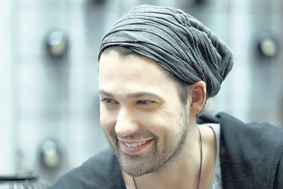 Garrett, un virtuoso en cuya obra conviven Mozart, Metallica y Led Zeppelin.