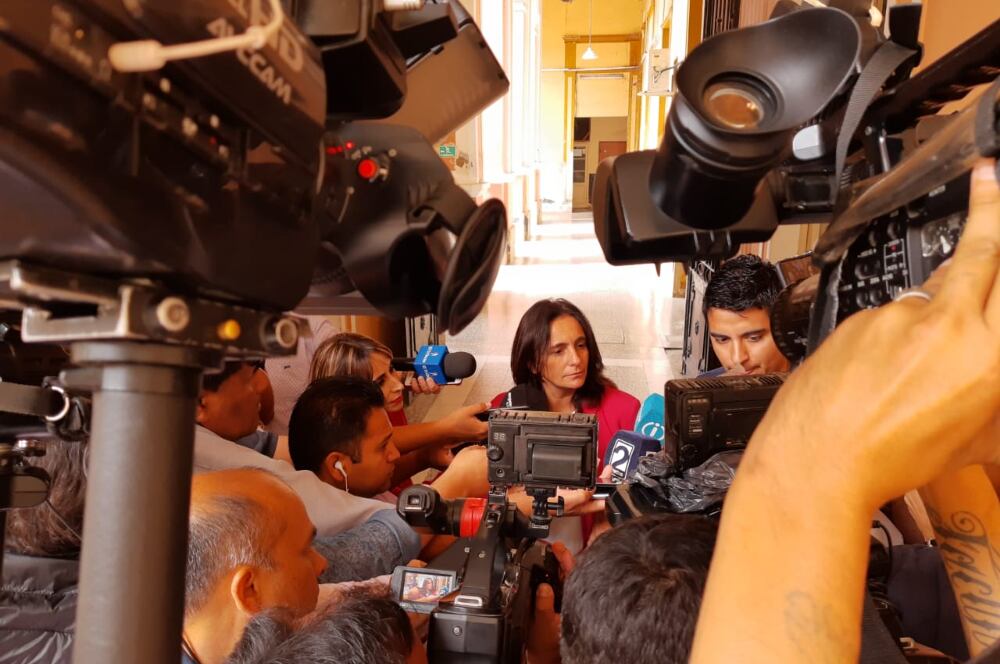 Cobertura de prensa con la ministra de Salud