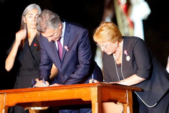 Los mandatarios se comprometieron a convocar a una reunión de ministros de los países del Mercosur y la Alianza del Pacífico.