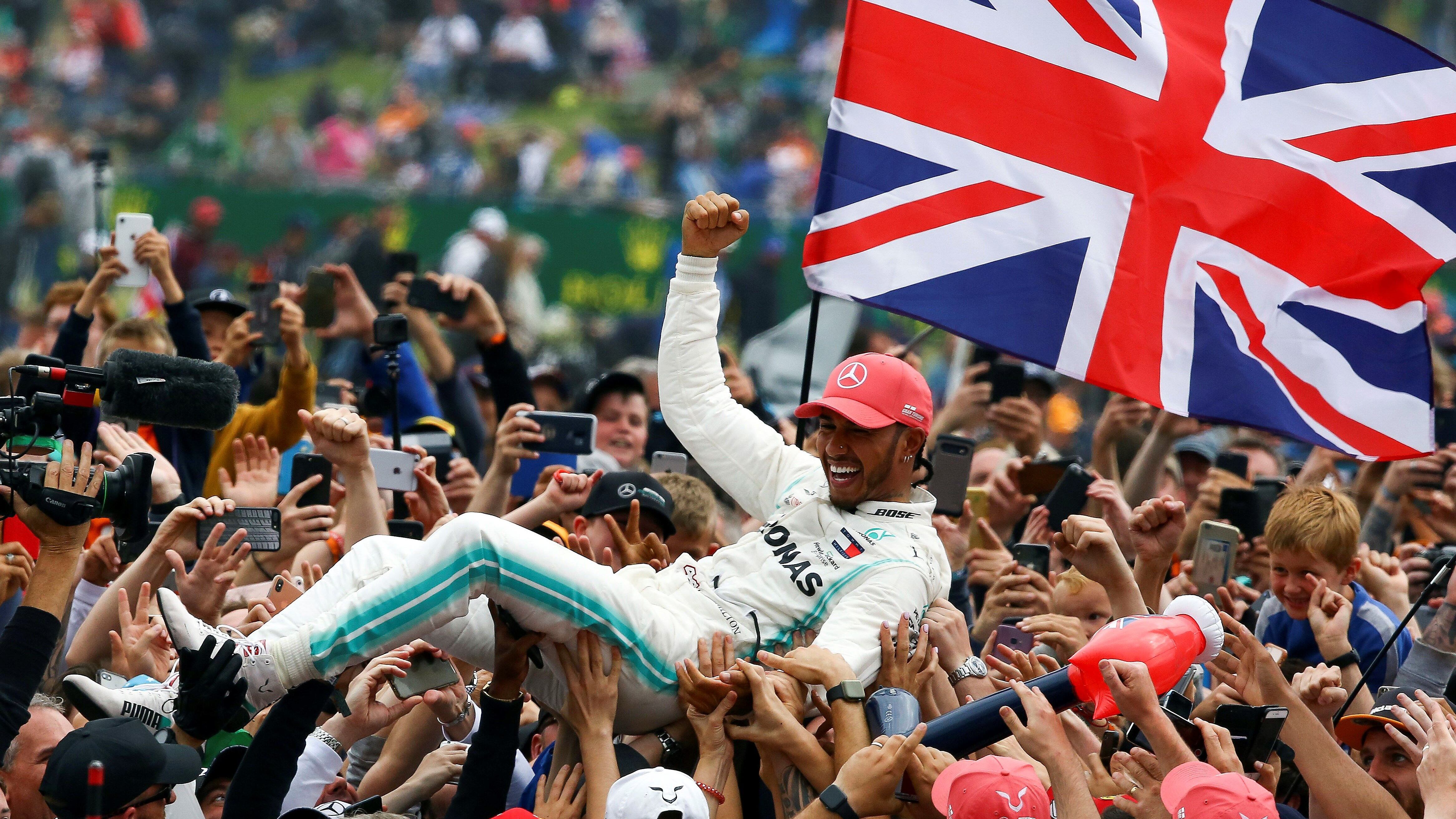 Lewis Hamilton festejó de local.