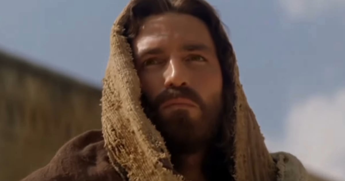 Jim Caviezel fue alcanzado por un rayo mientras rodaba "La pasión de Cristo" – Página|12