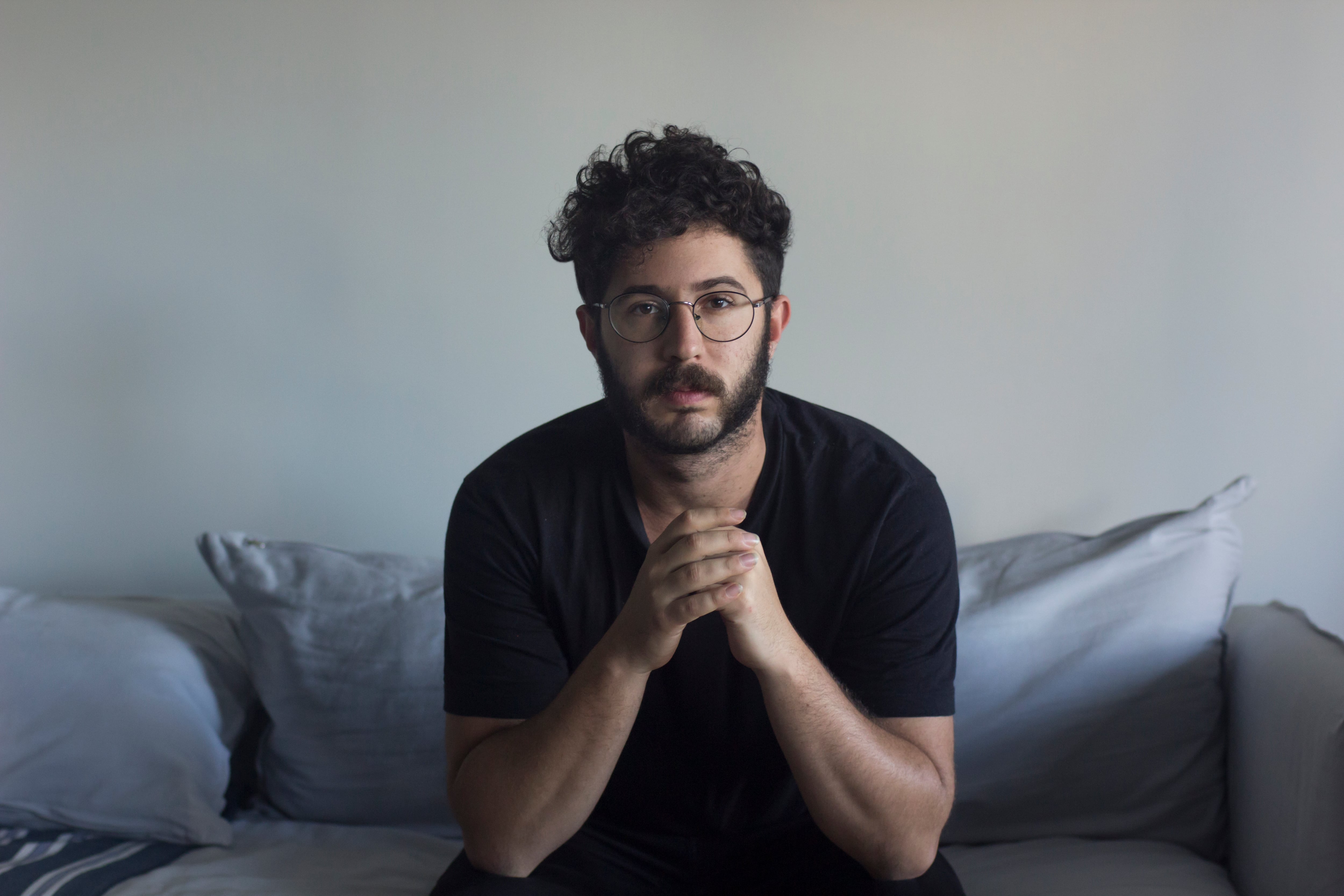 "La sensación de estar en otro espacio ahora que no podemos salir de nuestras casas es como un alivio", sugiere Kompel.