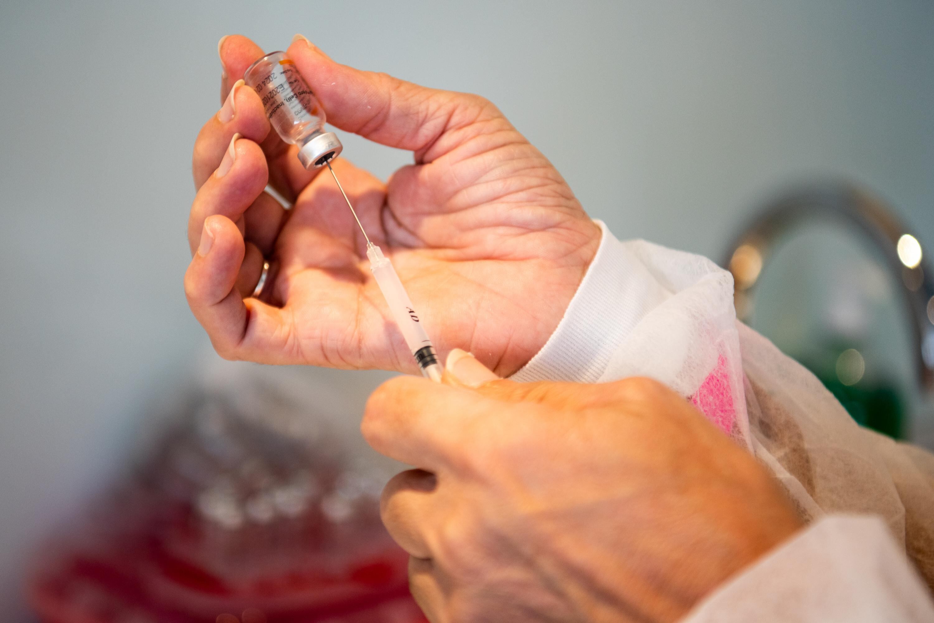 Reanudan vacunación a niños / Montevideo.gub.uy