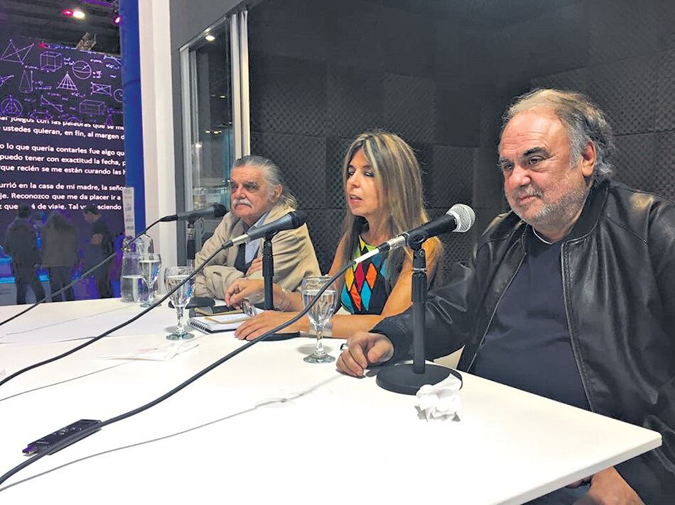 Horacio González y Jorge Alemán, en la charla coordinada por la periodista Nora Veiras.