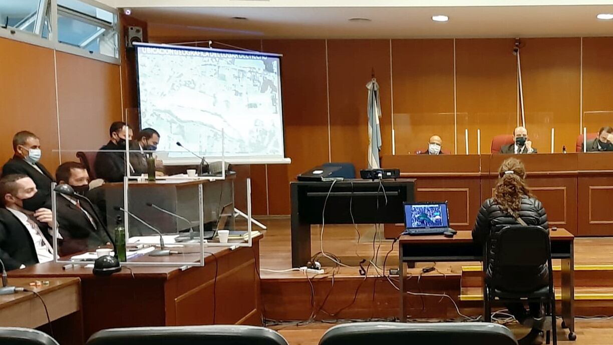 Quinta audiencia en la Sala de grandes Juicios.