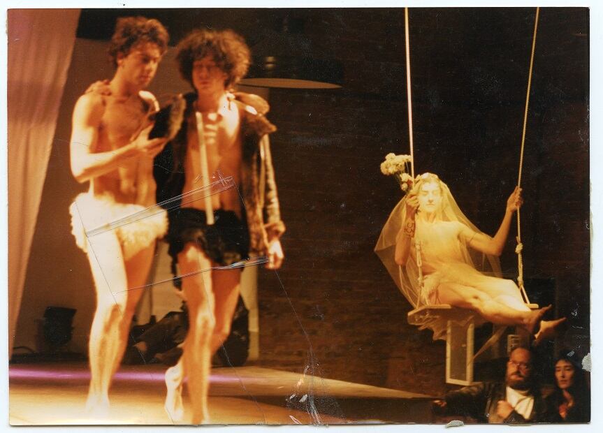 Desfile Pieles Maravillosas de Sergio De Loof en el Garage Argentino, 1990. Foto: Pompi Gutnisky. Fundación IDA