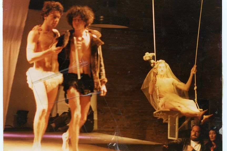 Desfile Pieles Maravillosas de Sergio De Loof en el Garage Argentino, 1990. Foto: Pompi Gutnisky. Fundación IDA