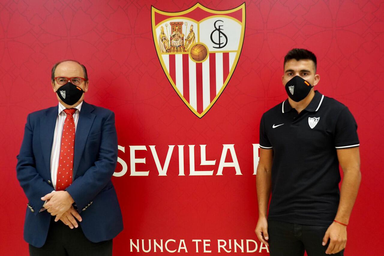 Marcos Acuña podrá jugar como lateral izquierdo o como mediocampista en el Sevilla.