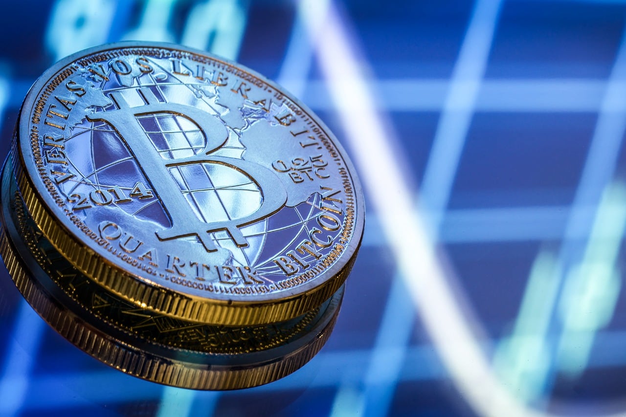 Las criptomonedas fueron declaradas ilegales por China y cae su cotización.