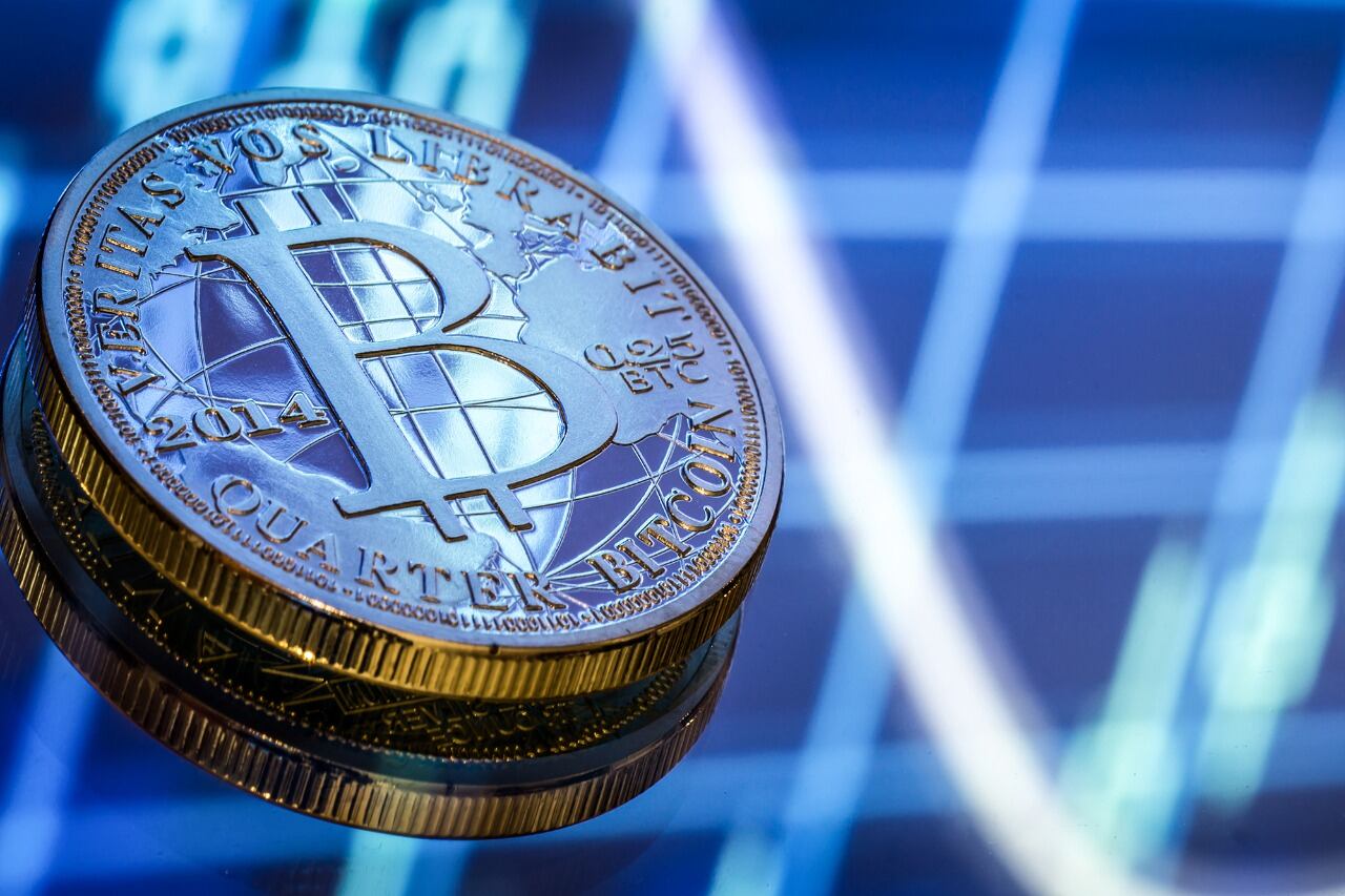 Las criptomonedas fueron declaradas ilegales por China y cae su cotización.