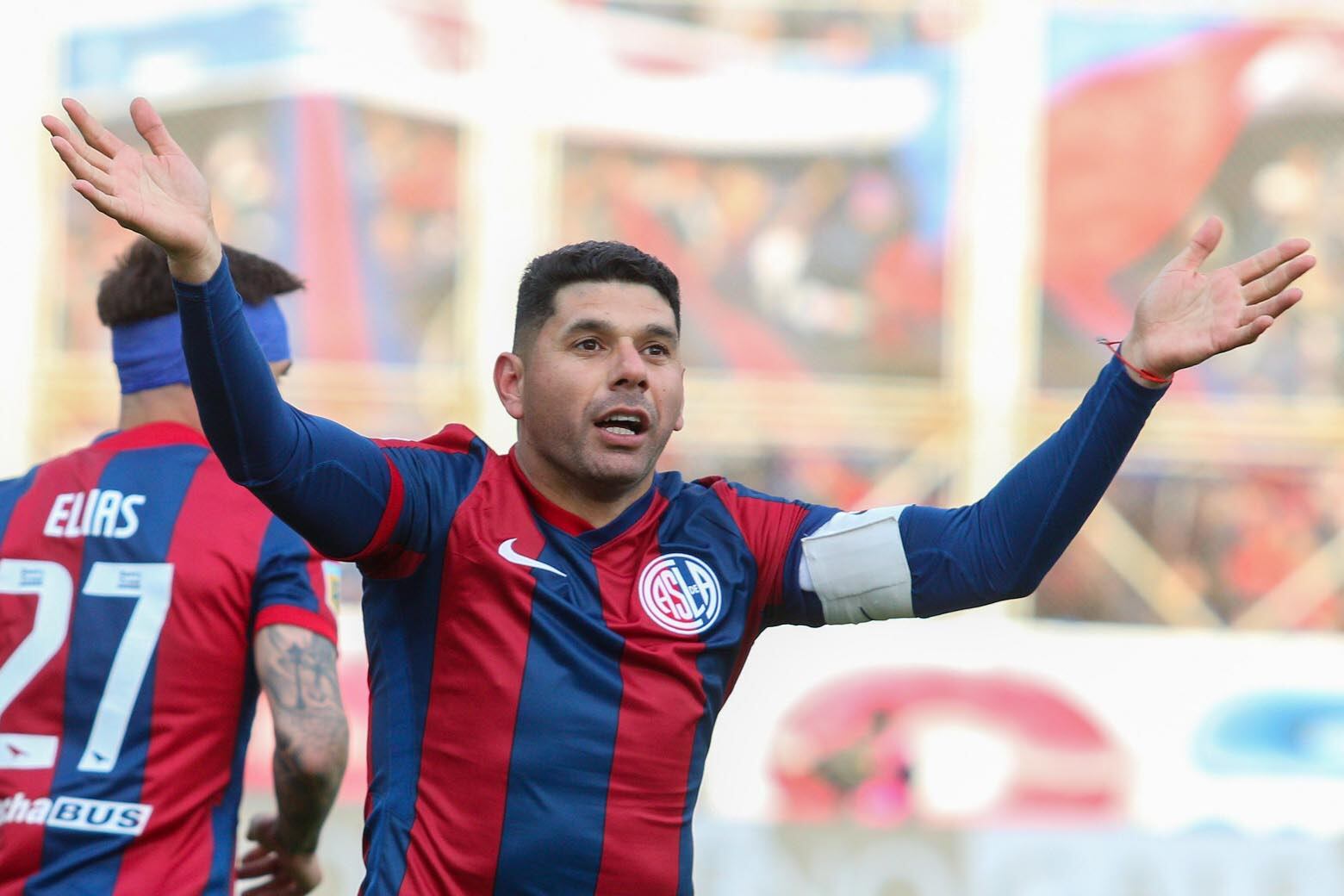 Néstor Ortigoza durante el último partido de San Lorenzo, donde marcó el gol del triunfo