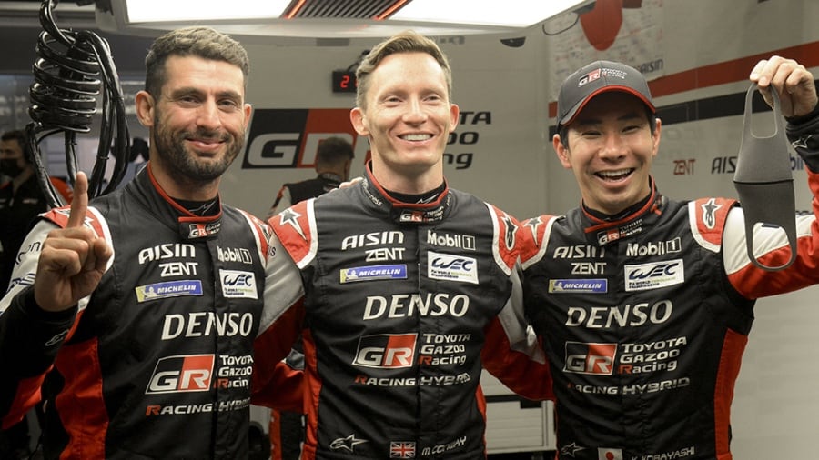 José María "Pechito" López es el vigente campeón. Aquí con el japonés Kamui Kobayashi y el británico Mike Conway,  compañeros de equipo en Toyota.