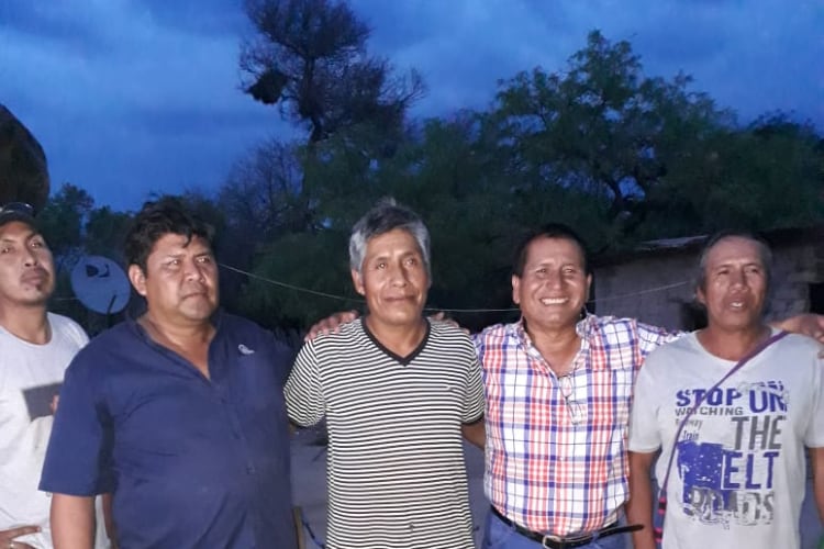 Rogelio Segundo (de azul) y Rojelio Nerón (camisa a cuadros).