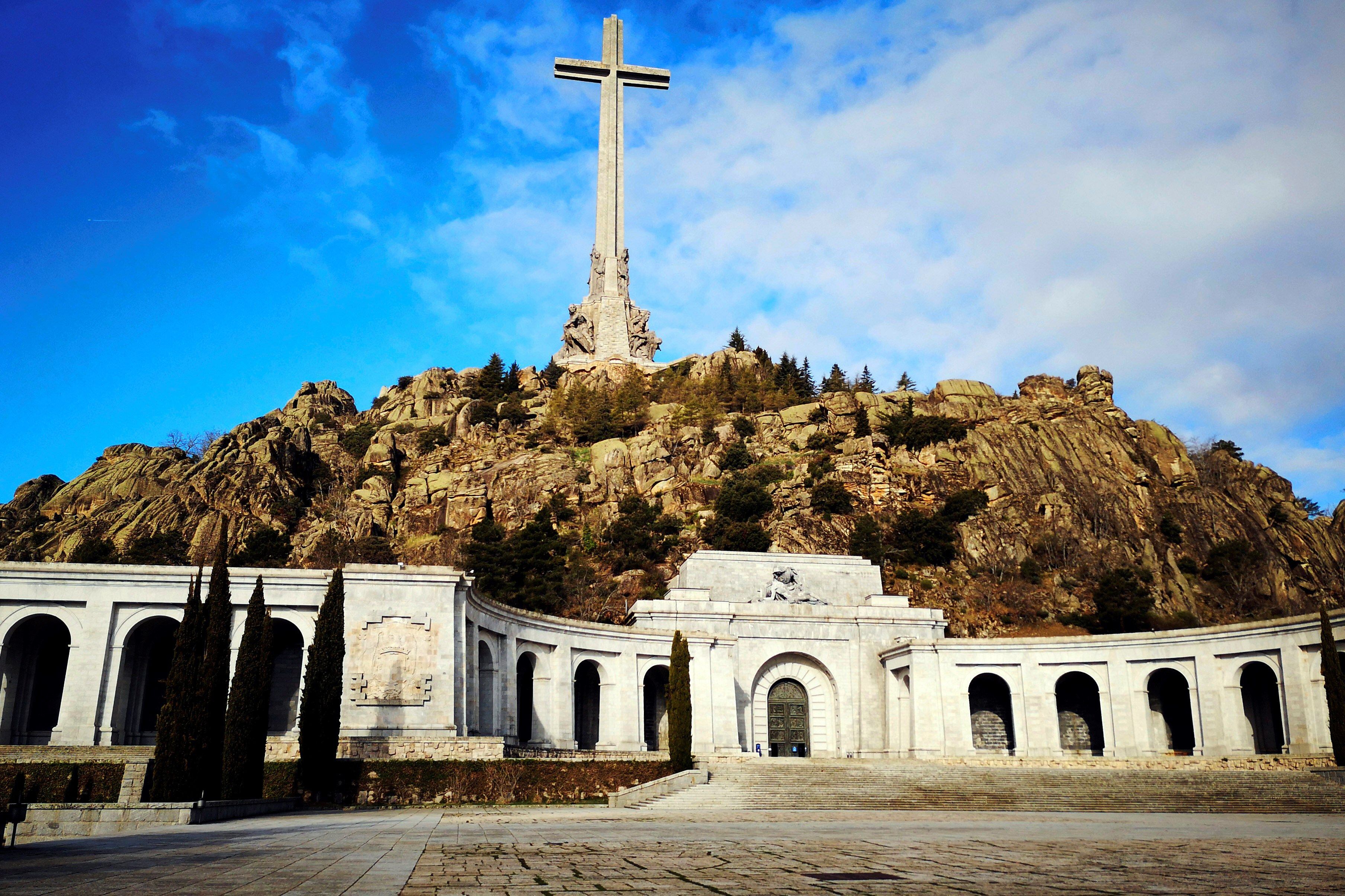 Franco inauguró su tétrico mausoleo del Valle de los Caídos en 1959 y lo habita desde 1975.