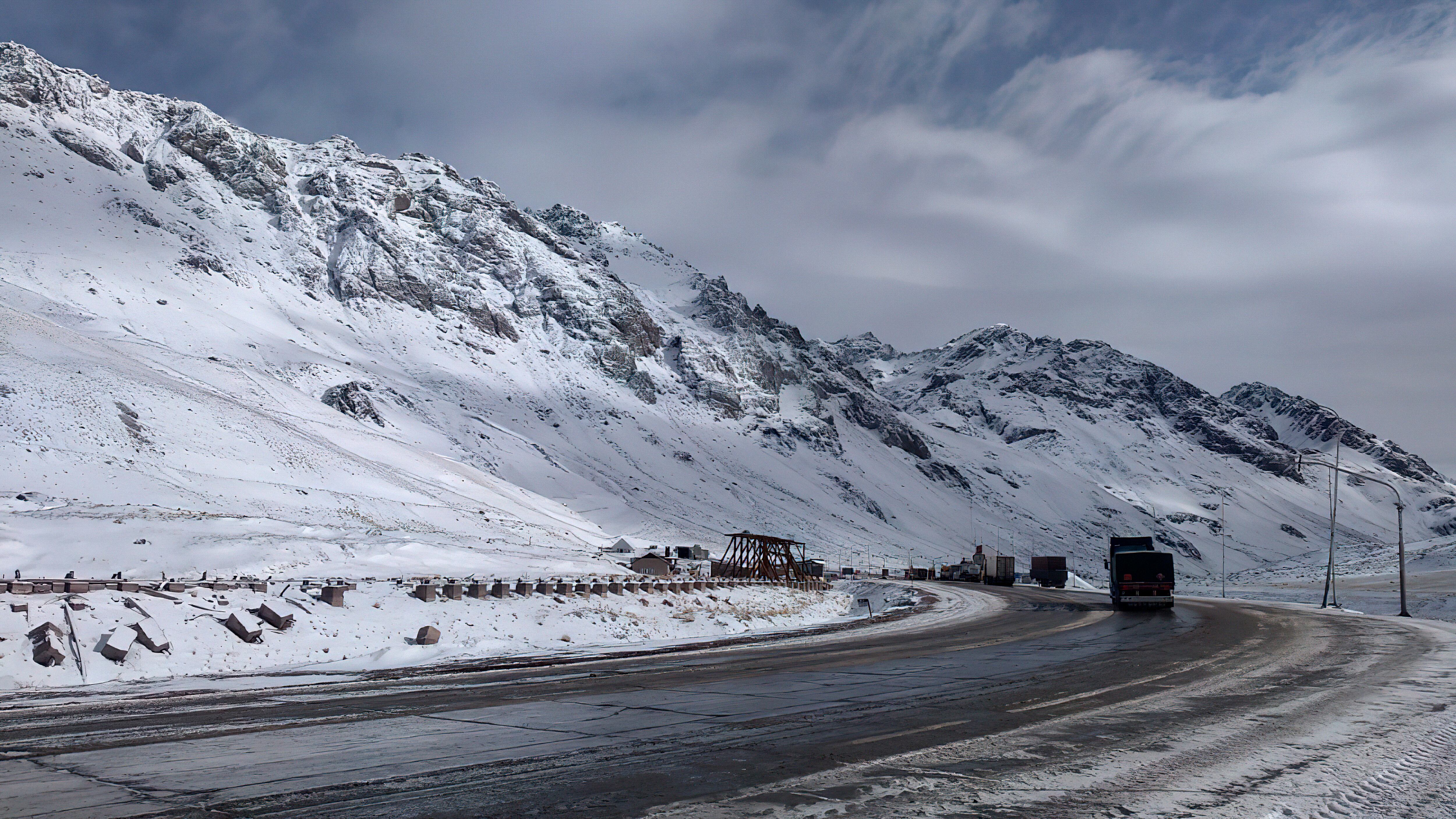 "Rogamos esperar la información de tener tránsito normal para la habilitación en tiempo y forma", indicaron desde el Centro de Frontera. (Foto: Télam)