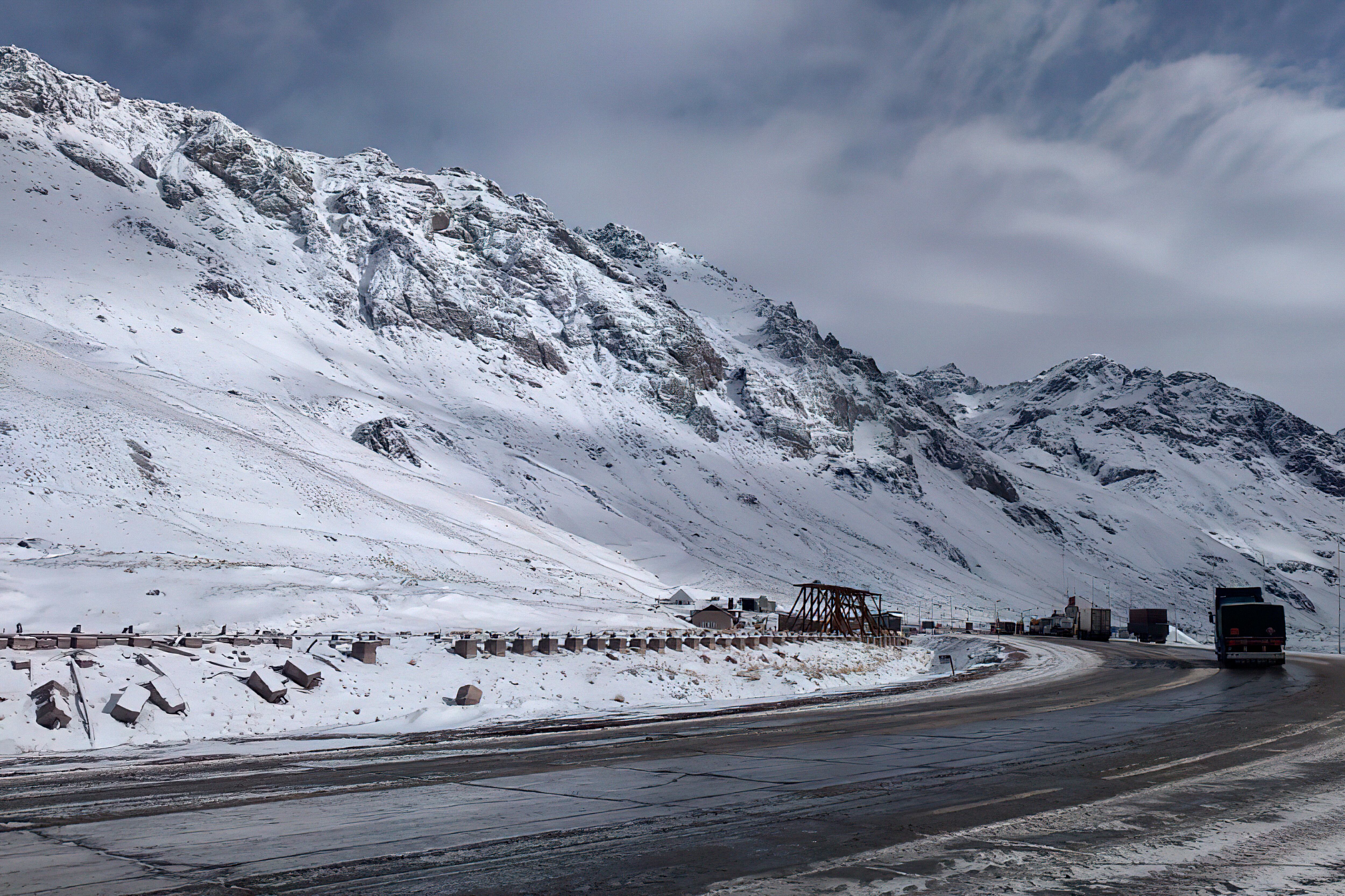 "Rogamos esperar la información de tener tránsito normal para la habilitación en tiempo y forma", indicaron desde el Centro de Frontera. (Foto: Télam)
