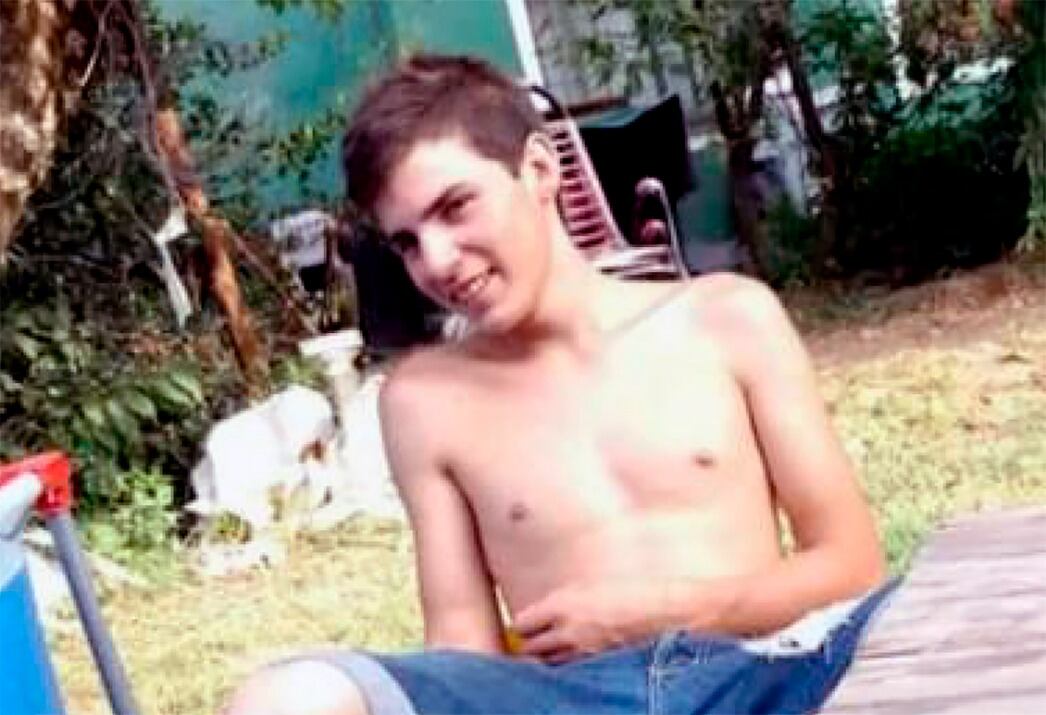 Santiago González, el adolescente de 16 años hallado asesinado en un descampado de Tandil.