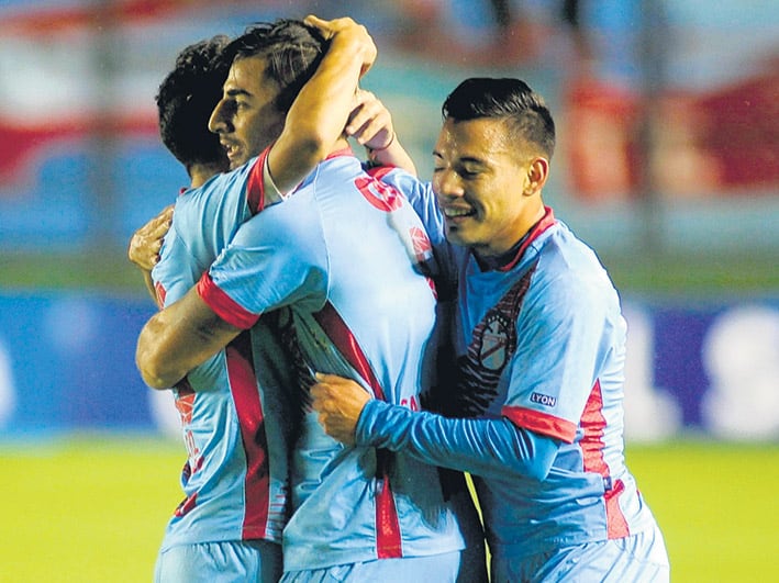 Noche perfecta en Sarandí.