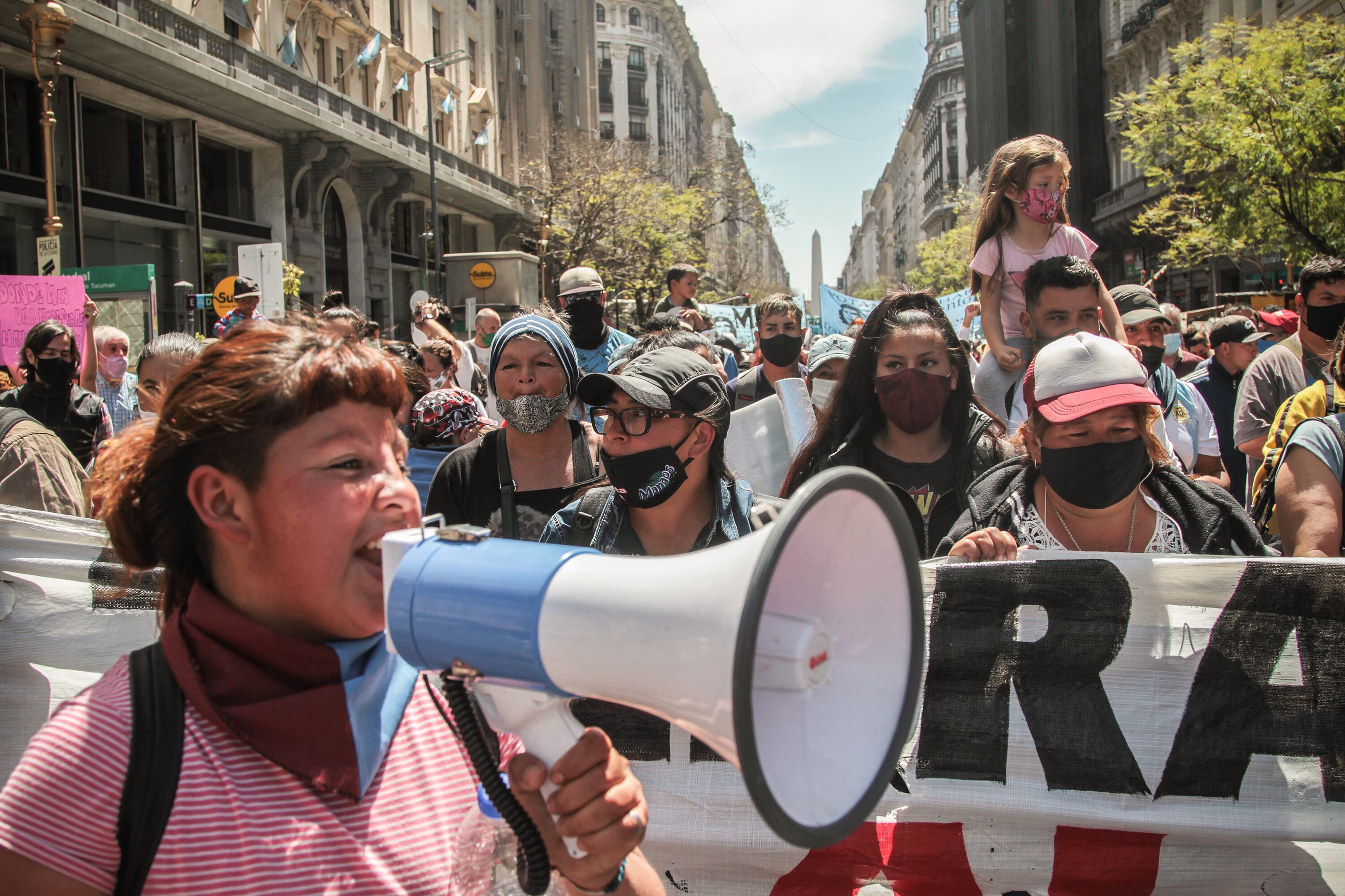 Los tractores son bienvenidos en CABA, los movimientos sociales no.
