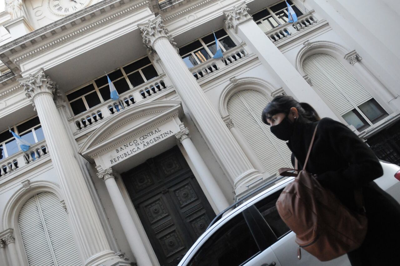 El conjunto de préstamos al sector privados se mantuvieron en términos reales el mes pasado. 