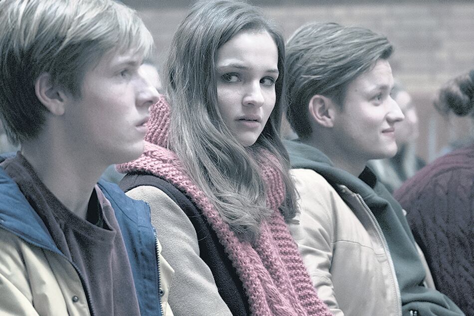 Todo comienza con la desaparición de dos niños en un pueblito alemán.