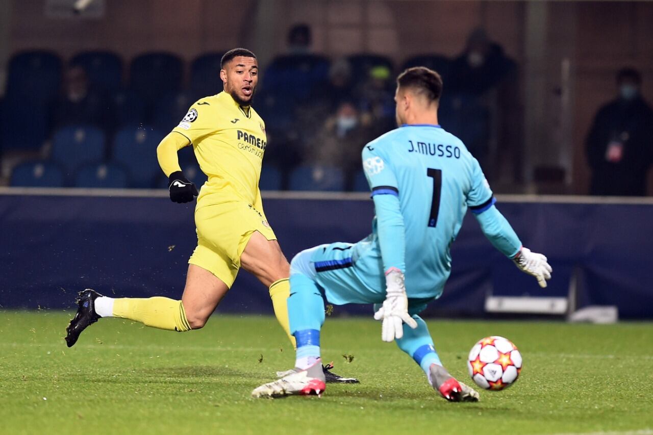 Danjuma anota el primer gol