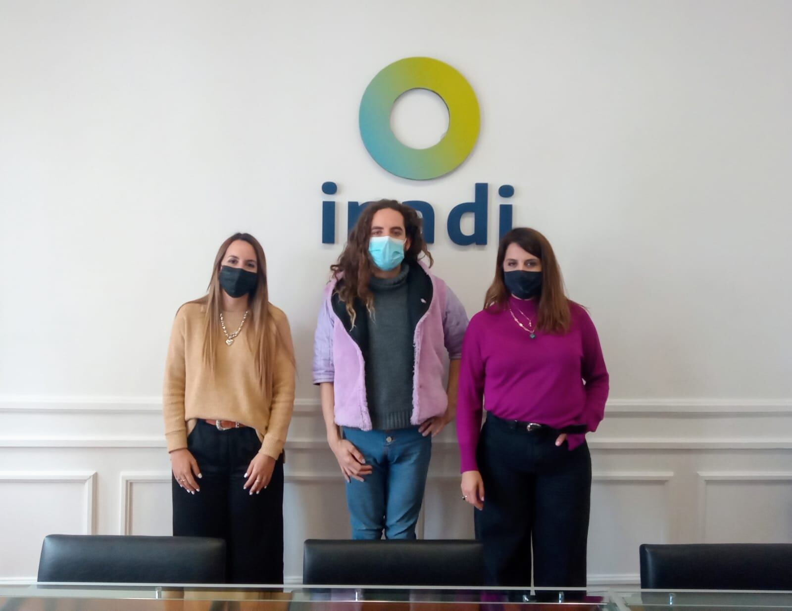 Ferni junto a Victoria Donda y Mariana del Pozo en el INADI.