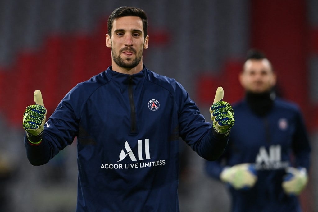 Sergio Rico, arquero suplente del PSG, salió campeón y al otro día fue hospitalizado tras caer de un caballo