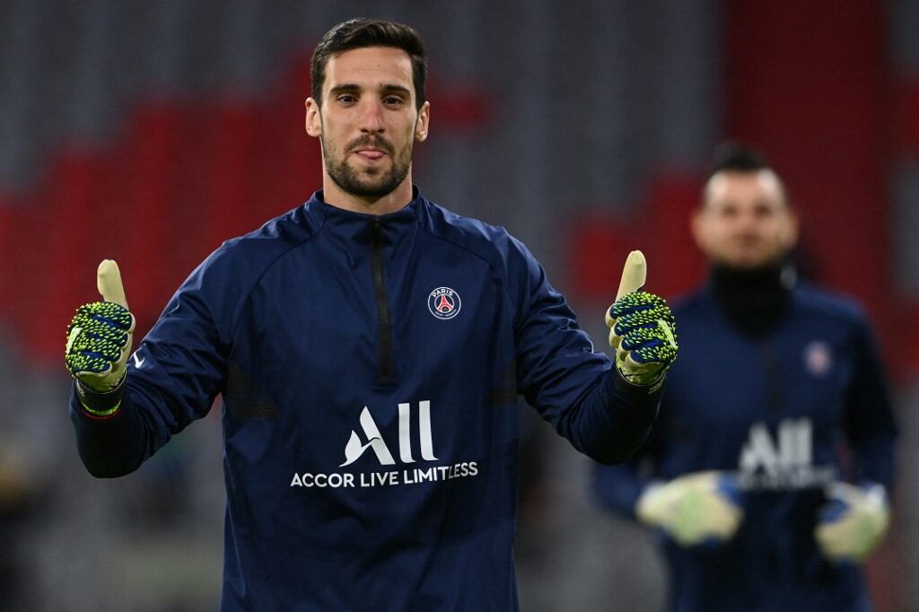 Sergio Rico, arquero suplente del PSG, salió campeón y al otro día fue hospitalizado tras caer de un caballo