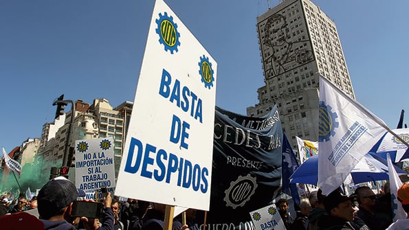 Tras la movilización, los referentes sindicales mantuvieron una audiencia con el ministro Dante Sica.