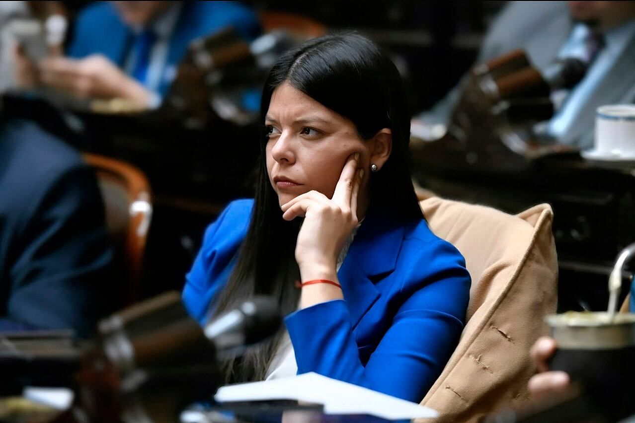 La diputada nacional por La Libertad Avanza, Emilia Orozco, quedó en el ojo de la tormenta tras atacar a periodistas salteños