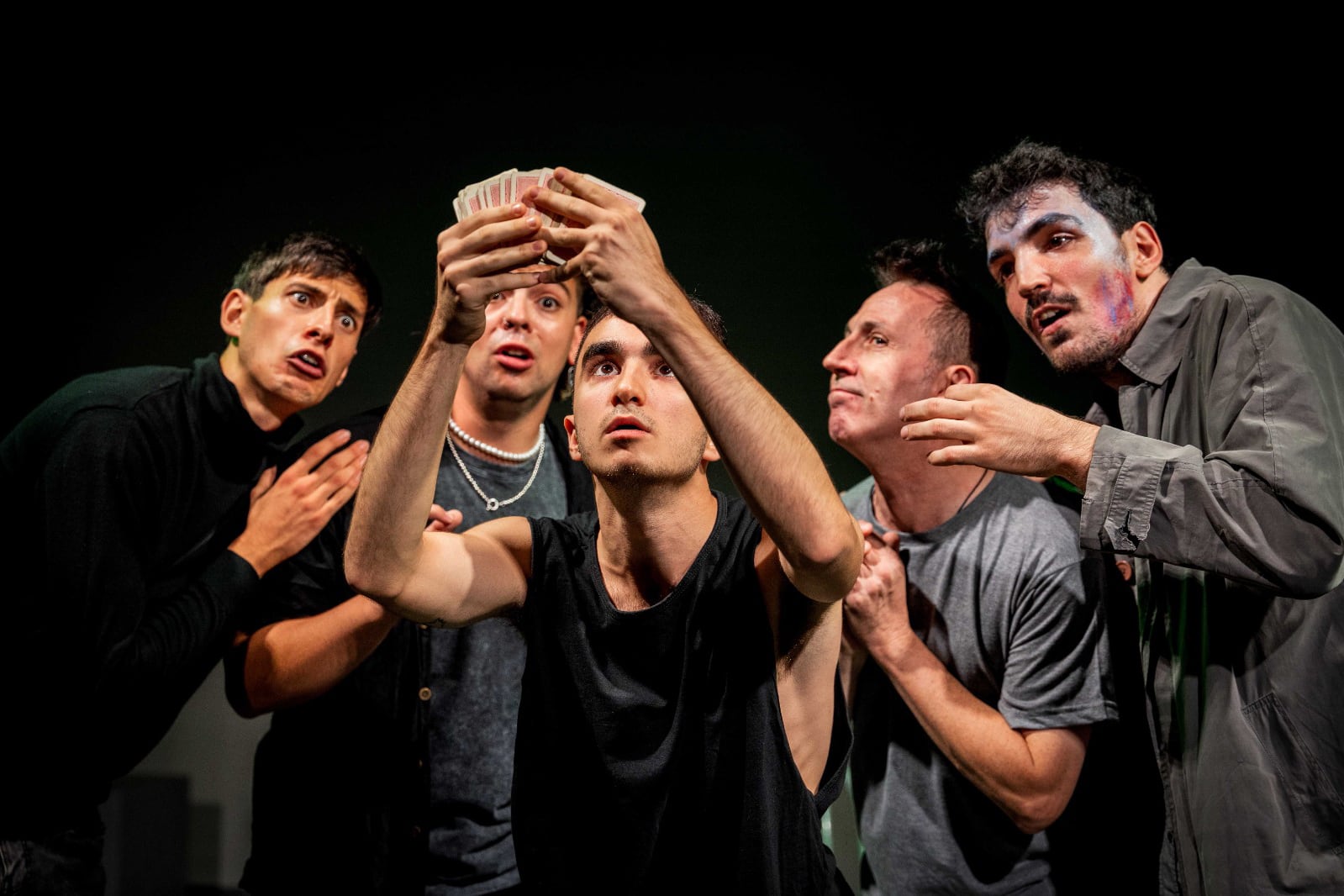 Lautaro Butta, Jorge Freire, Sebastián Frígoli, Facundo Kovalink y Tomás Agustín Sarquis, magos.