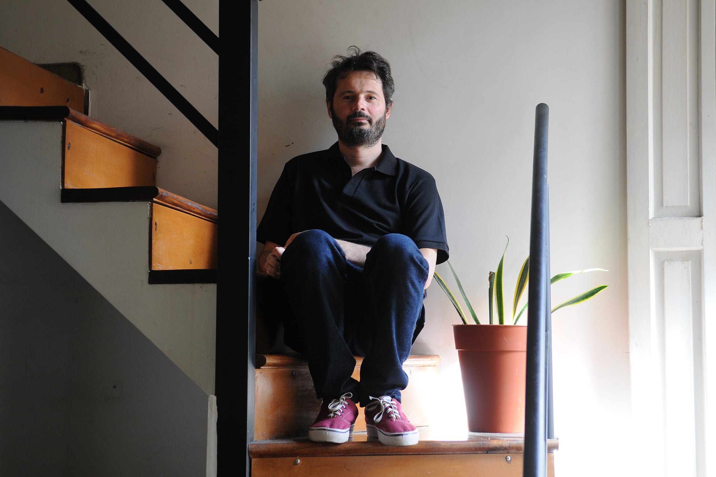 "Creo que la emoción es lo que me mueve", dice Oroz.