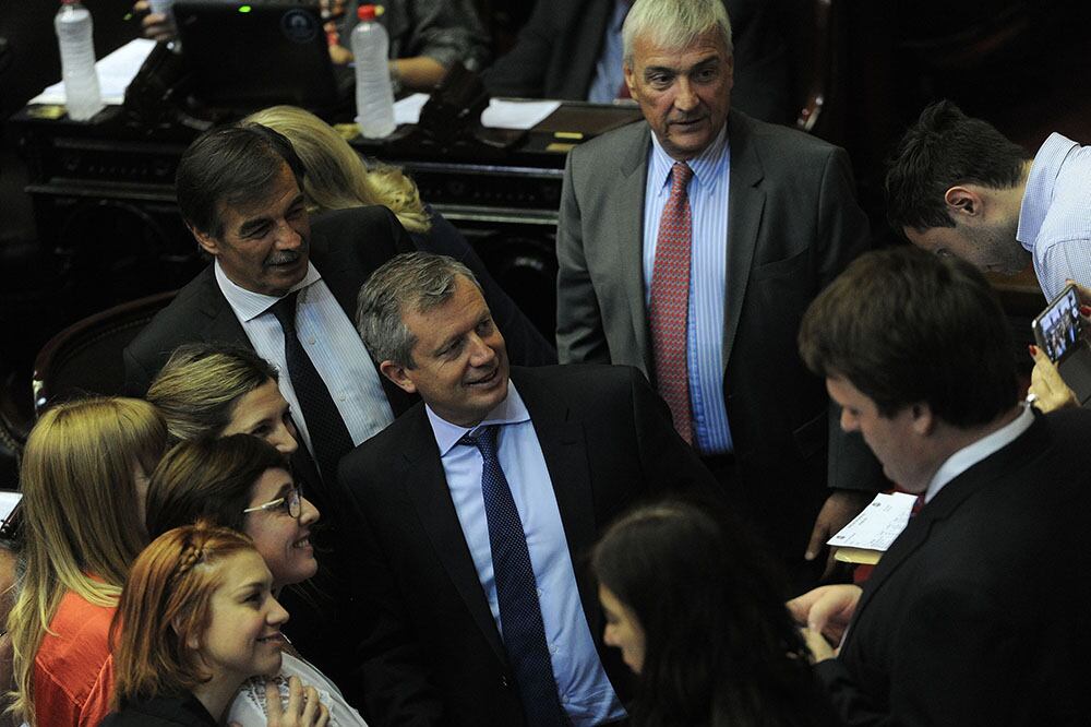 Monzó pidió ampliar la base de Cambiemos y fue desautorizado por Macri y Marcos Peña.