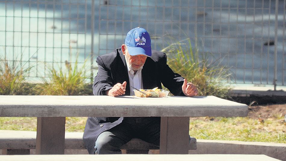 “Los jubilados van a perder plata”, fue el reconocimiento a medias del diputado oficialista Pablo Tonelli.