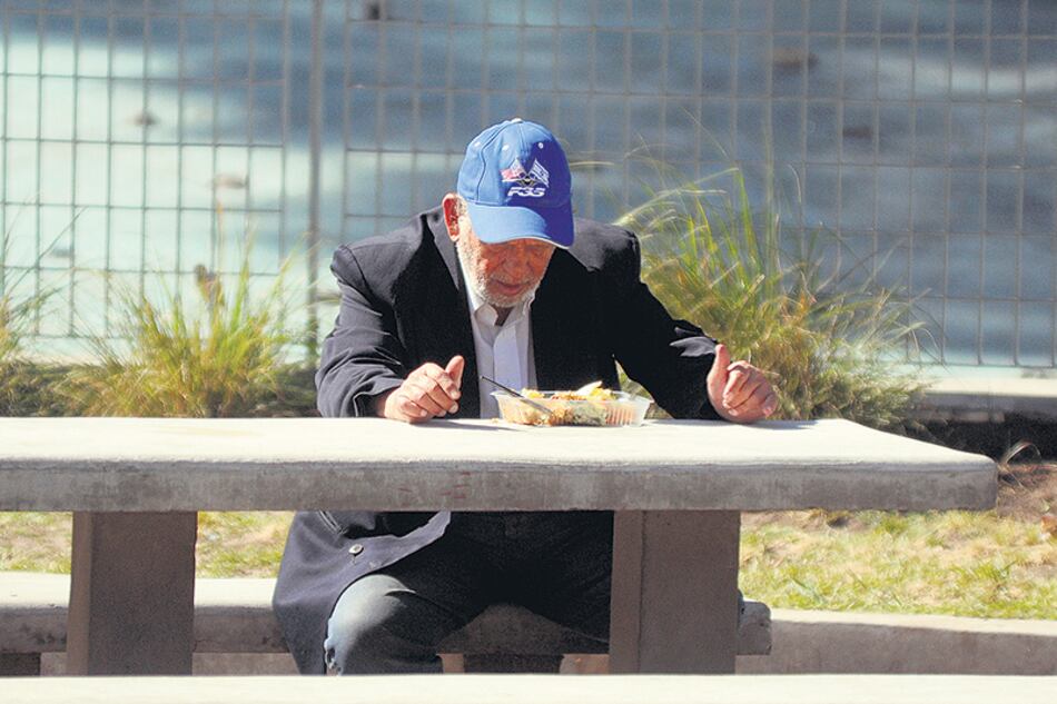 “Los jubilados van a perder plata”, fue el reconocimiento a medias del diputado oficialista Pablo Tonelli.