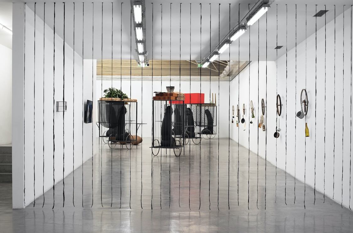 Imágenes de la muestra de Carlos Herrera