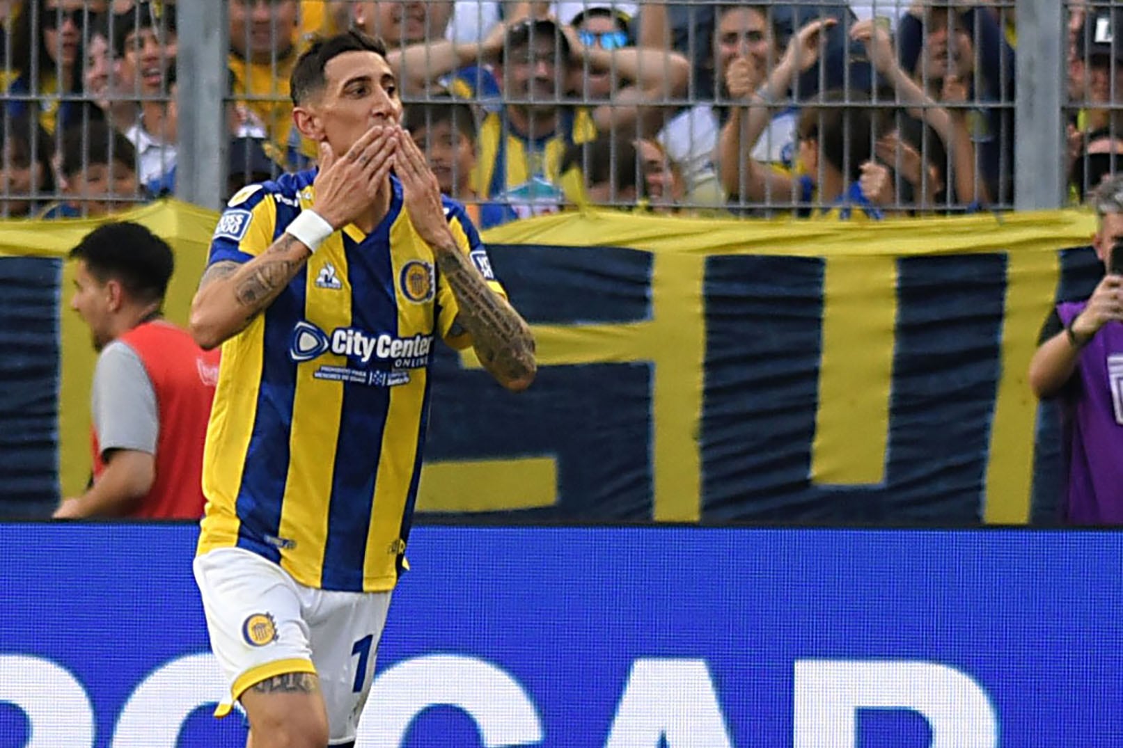 El golazo de Di María fue para agarrarse la cabeza.