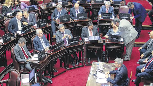 “El plan económico sigue siendo ordenar los desbalances heredados y sentar las bases para crecer de manera sostenida”, dijo Peña.