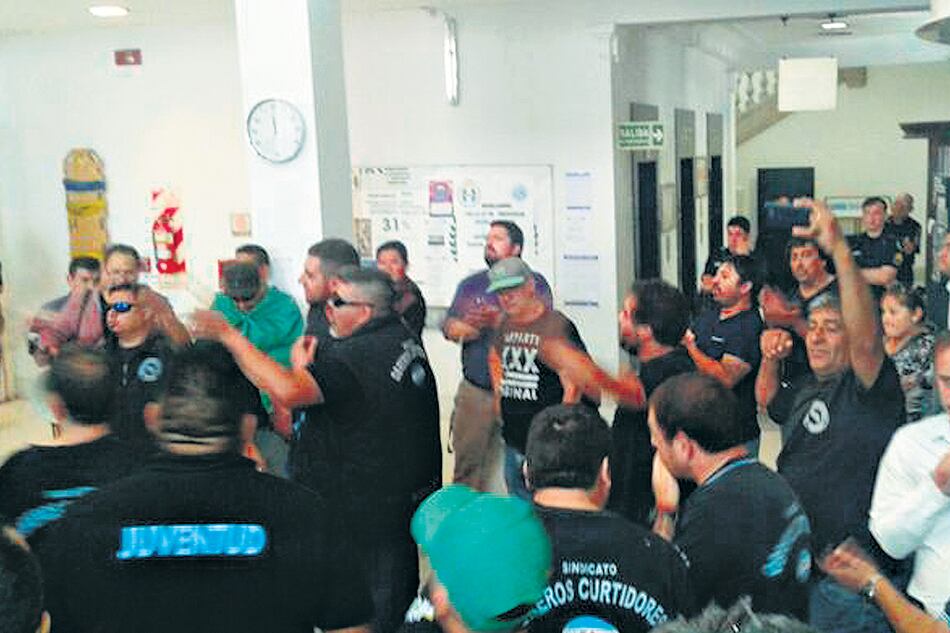 El Gobierno no cumplió con la norma que determinó el subsidio para firmas electrointensivas.